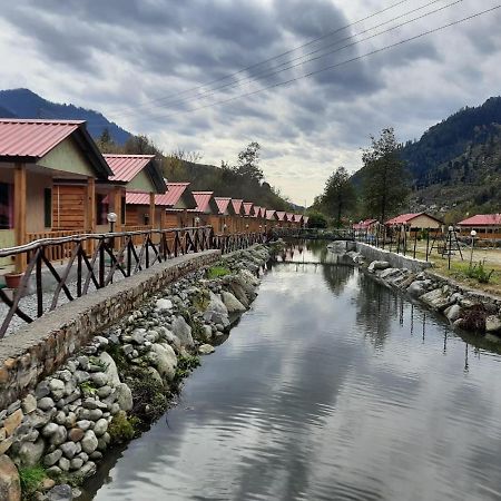 Shivalaya Retreat Hotell Manāli Eksteriør bilde