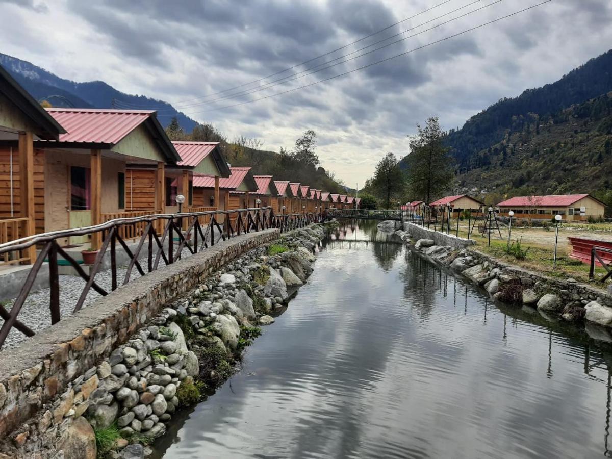 Shivalaya Retreat Hotell Manāli Eksteriør bilde