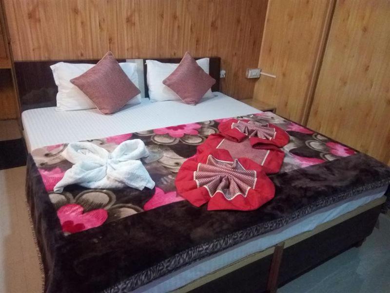 Shivalaya Retreat Hotell Manāli Eksteriør bilde